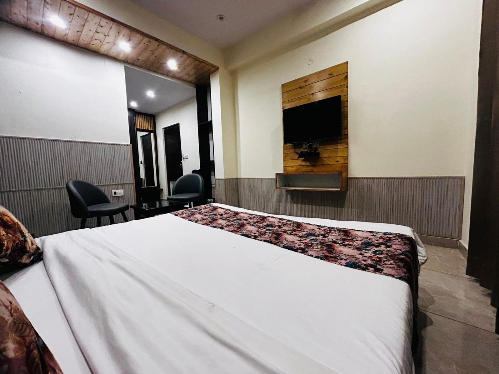 Hangout Inn Bhagalpur Luaran gambar