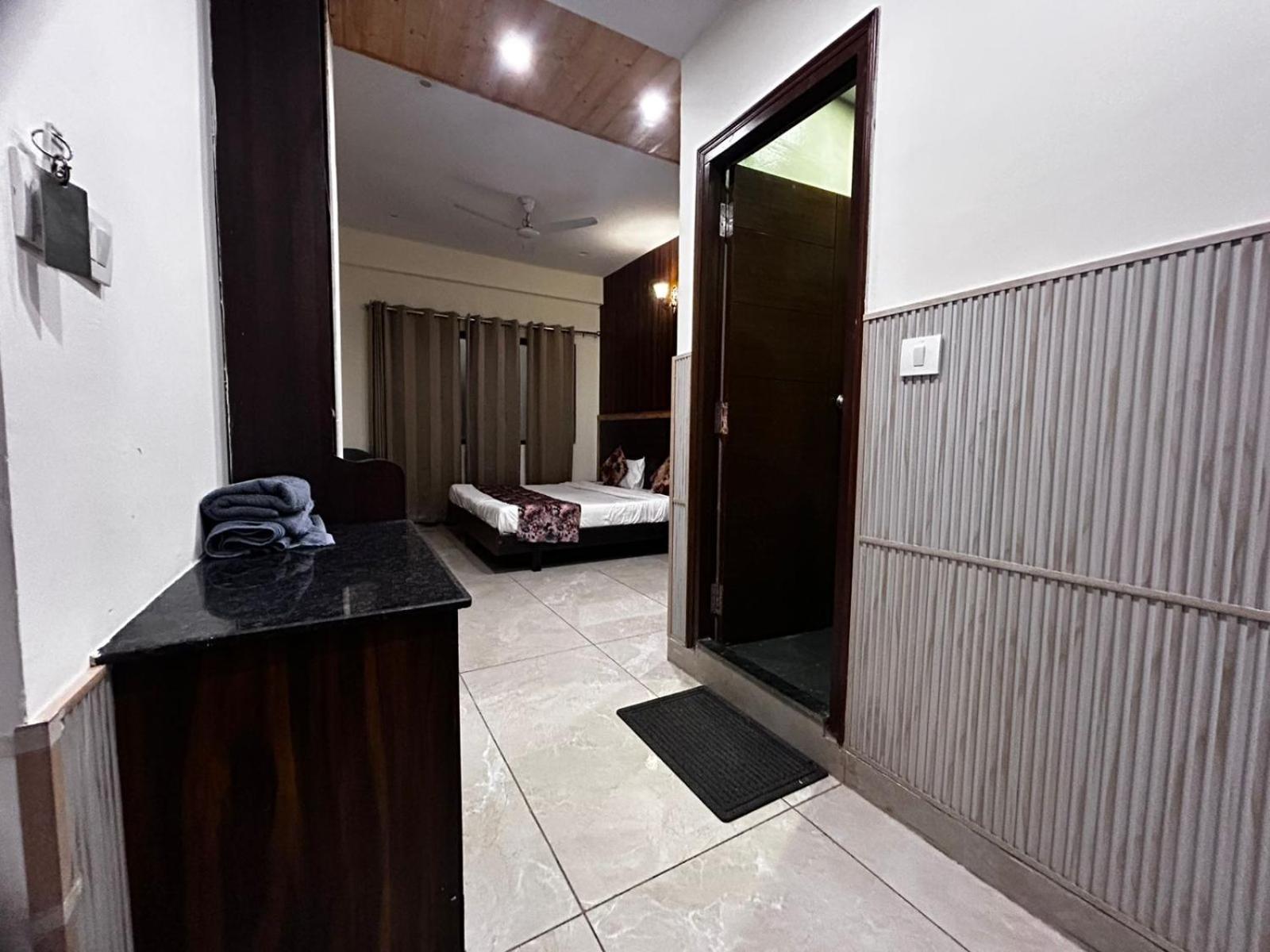 Hangout Inn Bhagalpur Luaran gambar